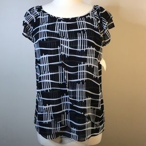 Keren Hart Black & White Print Cap Sleeve Top, Size Medium, NWT